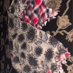 “The plaid sunflower”throw/blanket